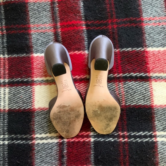 Nine Grey Elegant Heels - Picture 4 of 4